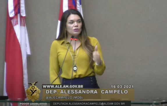 Alessandra Campelo da tribuna da Assembleia anuncia que vai assumir a Secretaria de Assistência Social