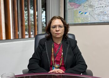 Foto de perfil da economista Ana Souza, servidora de carreira da superintendência e superintendente interina. Foto de Gabriel Veras, M360.